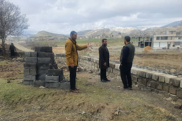 احداث-دیوار-حائل-و-محوطه-سازی-جنب-شهرداری-ارکواز-2.jpg
