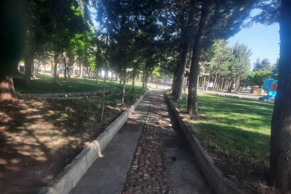 شستشو-و-نظافت-بوستان-شهدا-و-پارک-کودک-10.jpg