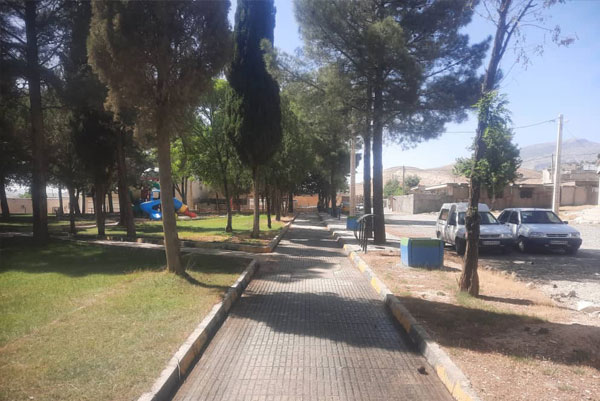 شستشو-و-نظافت-بوستان-شهدا-و-پارک-کودک-2.jpg
