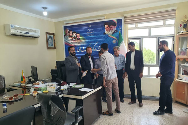 طی-مراسمی-از-کارگران-شهرداری-ارکواز-ملکشاهی-تجلیل-شد-3.jpg
