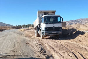 پاکسازی-جاده-آرمستان-و-غسالخانه-پاکسازی-نخاله-و-بیس-ریزی-وآماده-سازی-بر-3.jpg